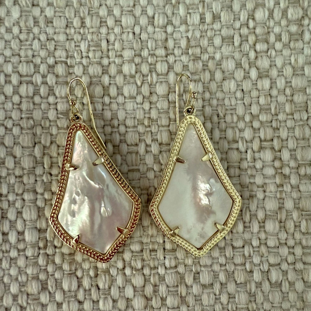 Kendra Scott Gold and Cream Dangle Earrings